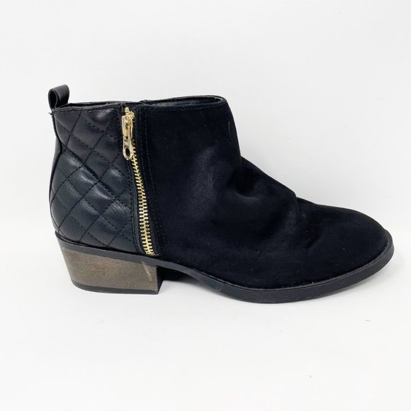 Steve Madden Womens Black Faux Suede Quilted Side Zip Bootie Size 7 - Picture 1 of 11